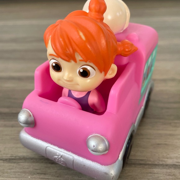 Cocomelon Toy Cars Set - Picture 8 of 8